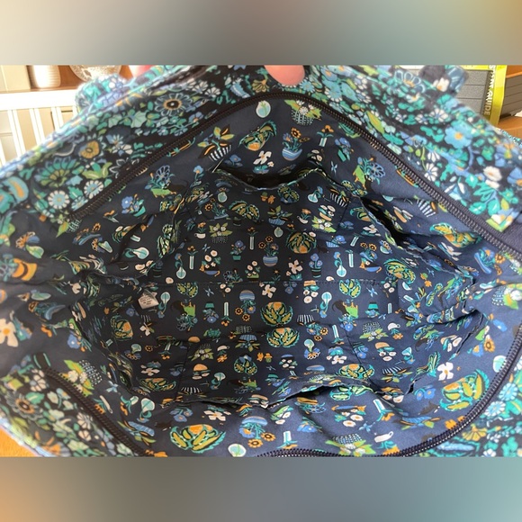 Vera Bradley Dreamer Paisley Tote - Picture 4 of 4